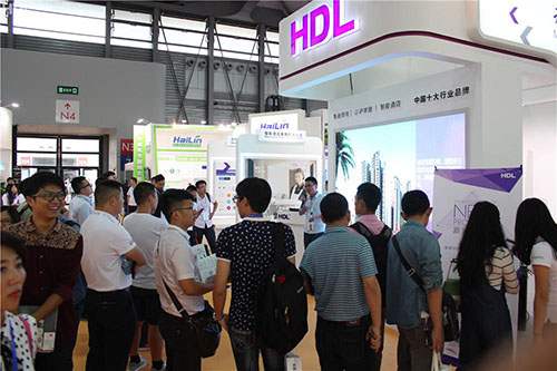 展會(huì)現(xiàn)場圖