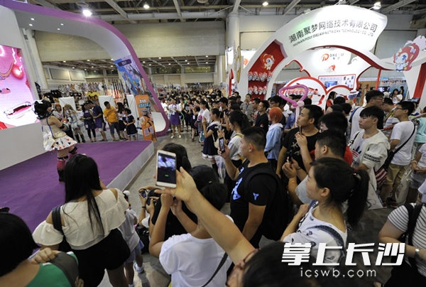 2016湖湘動漫月第七屆長沙(國際)動漫游戲展(圖2) 2016湖湘動漫月第七屆長沙(國際)動漫游戲展(圖2)