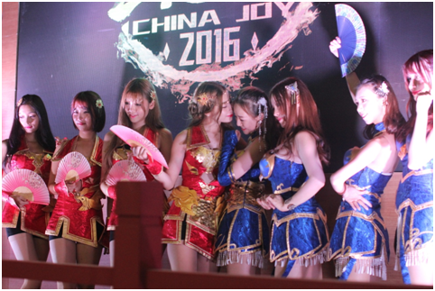 ChinaJoy熱浪翻涌,三國殺展臺(tái)設(shè)計(jì)酷炫弄潮(圖2) ChinaJoy熱浪翻涌,三國殺友誼戰(zhàn)艦酷炫弄潮