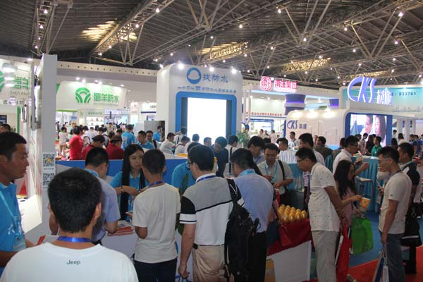 德生防水亮相第十四屆中國國際屋面和建筑防水技術展(圖1) 德生防水亮相第十四屆中國國際屋面和建筑防水技術展(圖1)