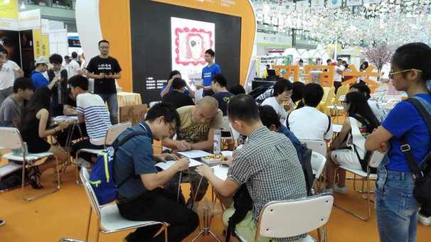 “小鴨嘎嘎”游進慈展會 邀你一起擦擦擦(圖4) “小鴨嘎嘎”游進慈展會 邀你一起擦擦擦(圖4)