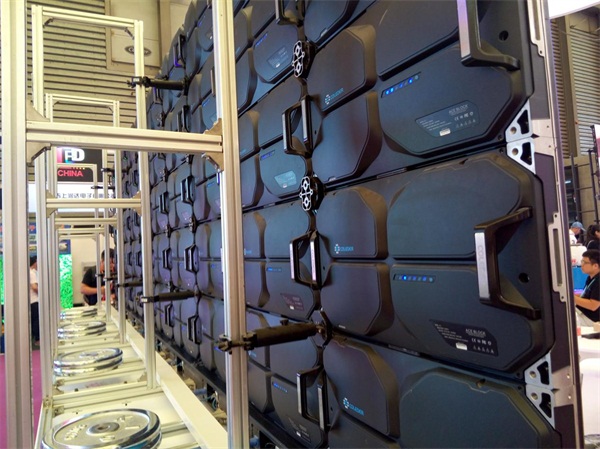 彩易達攜多款產品炫彩登陸上海LED展(圖3) 彩易達攜多款產品炫彩登陸上海LED展(圖3)