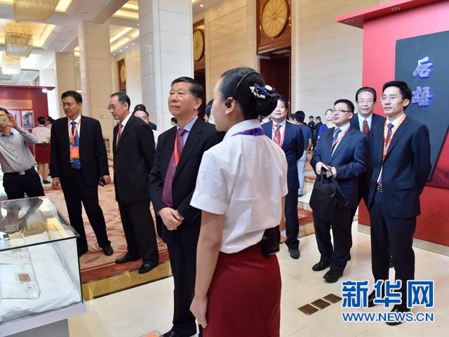 銀監(jiān)會(huì)主席尚福林等參觀 江西紅色金融歷史展 